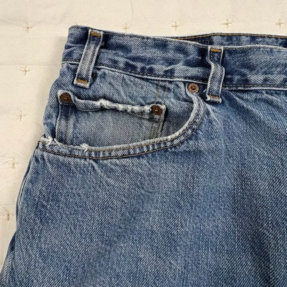 Levi's Vintage 505 Jeans Men's 36x32 Medium Wash Denim Paper Batwing Tag